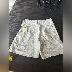 Effortless Linen shorts